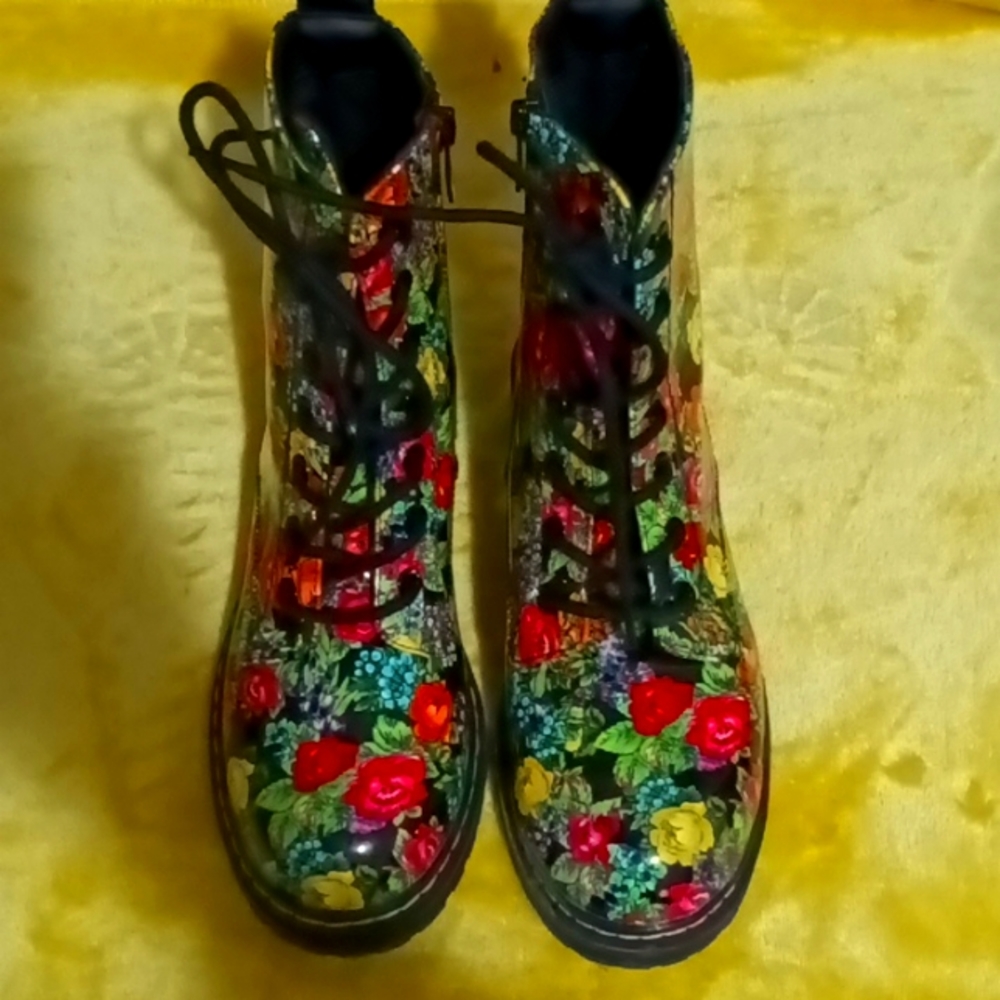 Betsey Johnson Boots